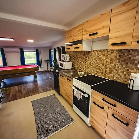 Szoloszem Vendeghaz Holiday home *